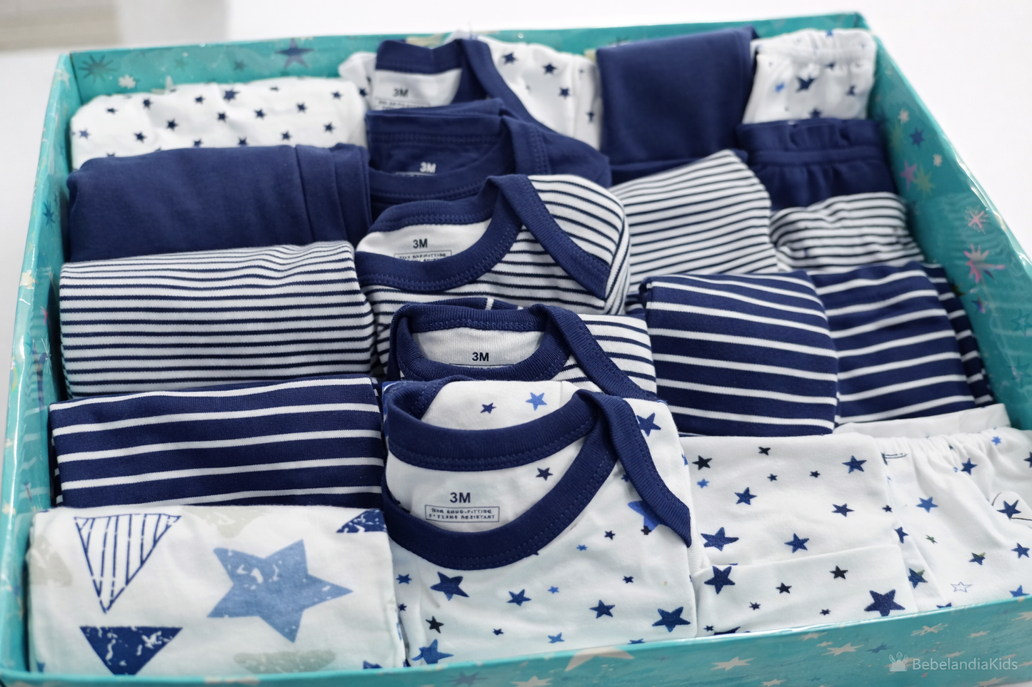 Set de Bebé Niño 25 Piezas Azul – Ropa y Accesorios Esenciales