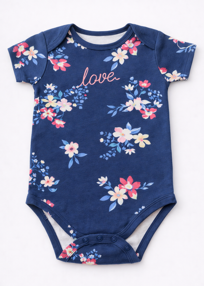 Mameluco (Body) Manga Corta Azul Oscuro Flores “Love” – Niña