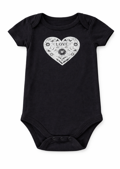 Mameluco/ Body Negro Manga Corta Corazón “Love” – Bebé